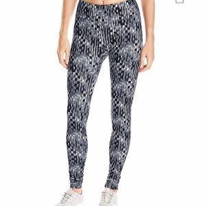 Columbia patterned leggings